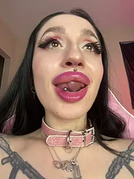 Chat +18 de Molly__Moon ao vivo