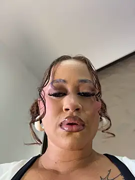 Isa__Blanc Pertunjukan Webcam
