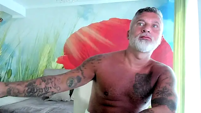 BlowMyXXL's Webcam Show