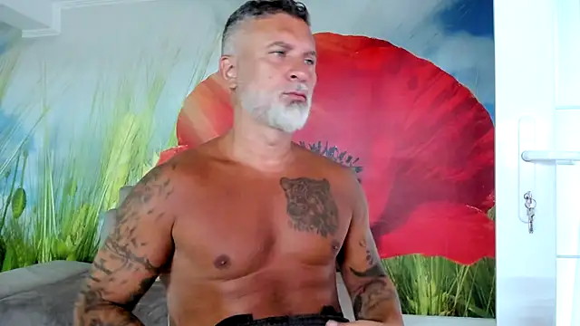 BlowMyXXL Webcam Show
