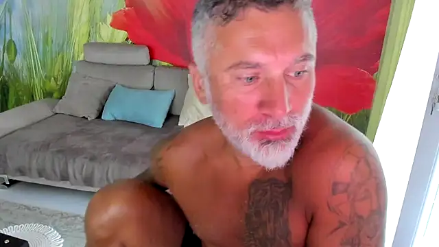 BlowMyXXL Webcam show