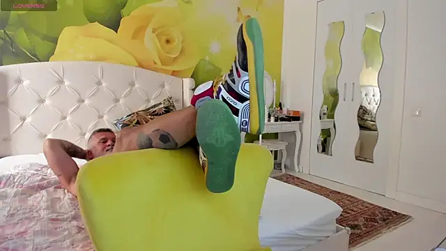 BlowMyXXL Webcam show