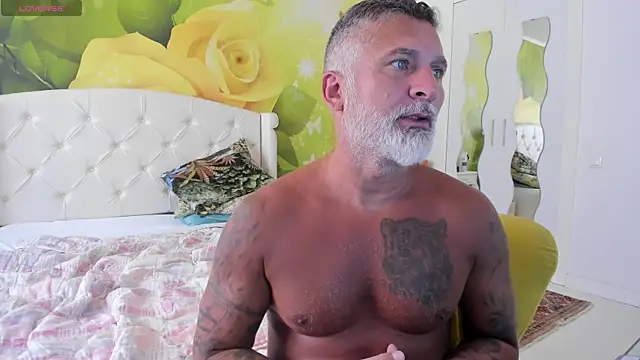 BlowMyXXL Webcam show