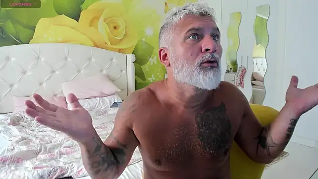 BlowMyXXL Webcam-Show
