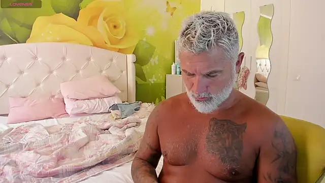 BlowMyXXL webkamerás műsora