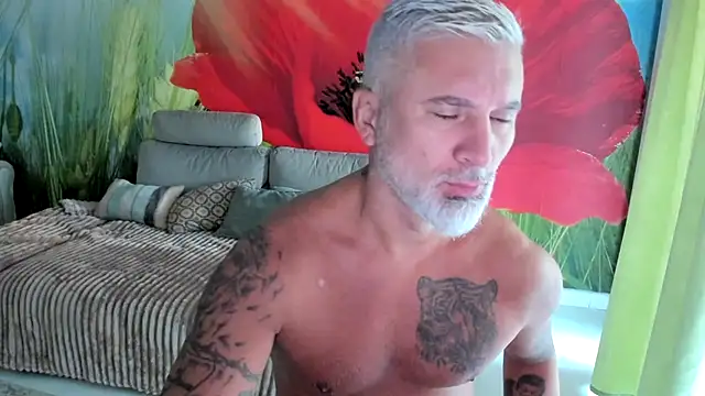BlowMyXXL Show Webcam