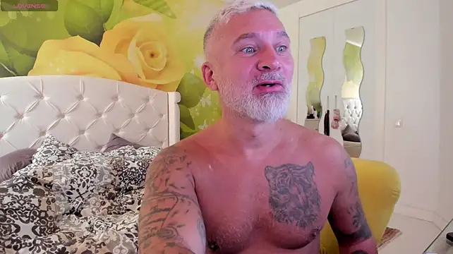 Show de BlowMyXXL na webcam