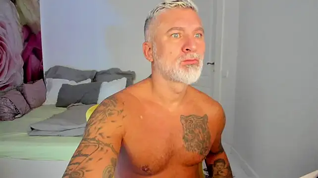 BlowMyXXL Show Webcam