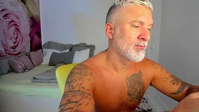 Webkamerová show BlowMyXXL
