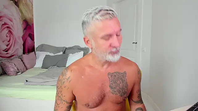 BlowMyXXL Show Webcam