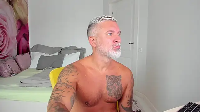 BlowMyXXL Webcam show