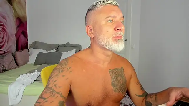 BlowMyXXL Show Webcam