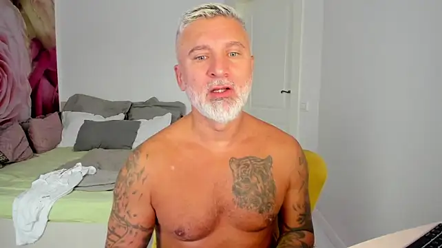 BlowMyXXL Show Webcam