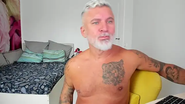 BlowMyXXLn Webbikameraesitys