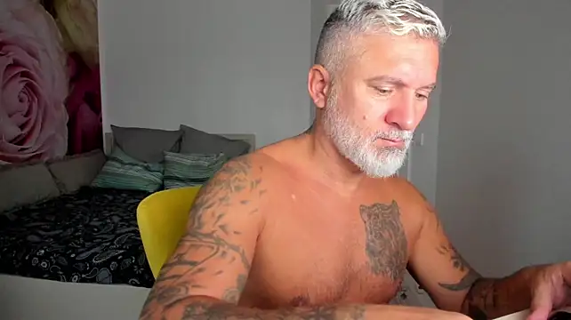 BlowMyXXL – Kamerová šou