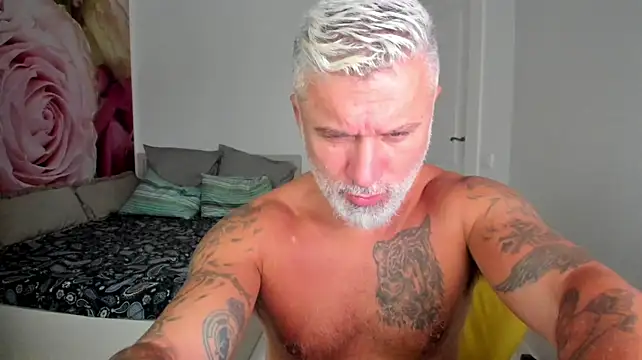 BlowMyXXL Pertunjukan Webcam