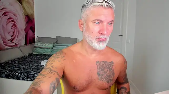 BlowMyXXL Pertunjukan Webcam