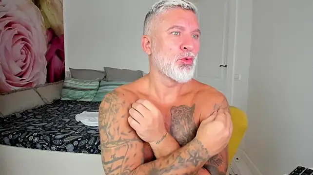BlowMyXXL Webcam show