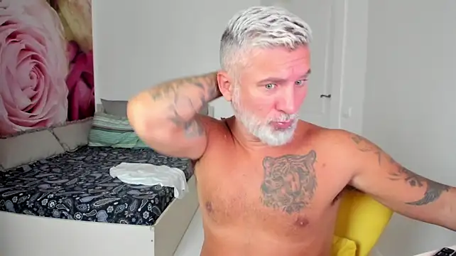 BlowMyXXLn Webbikameraesitys