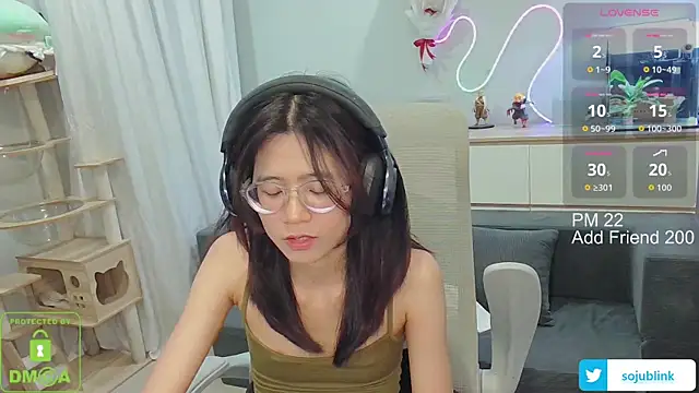 littlemiilk's Webcam Show