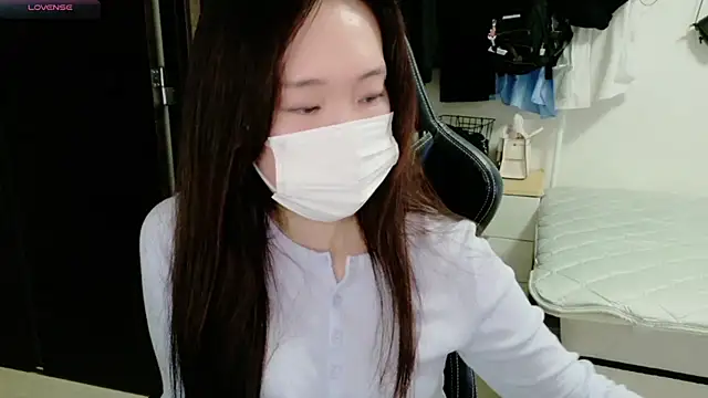 XXX chat uživo modela kobu-cha