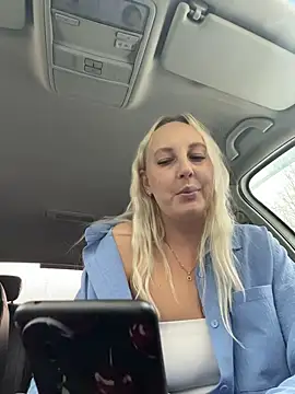 MerlinDave Show in webcam