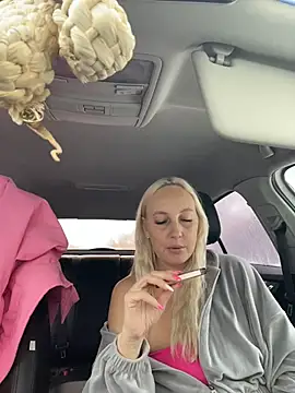 MerlinDave webkamerás műsora