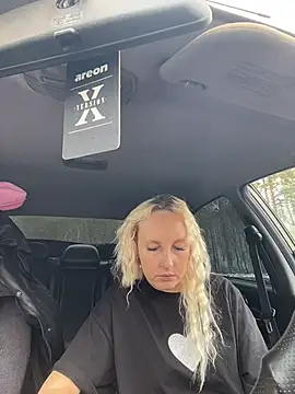 MerlinDave Show in webcam