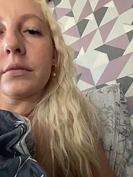 Czat XXX na żywo – MerlinDave