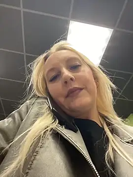 Chatroom XXX en direct de MerlinDave