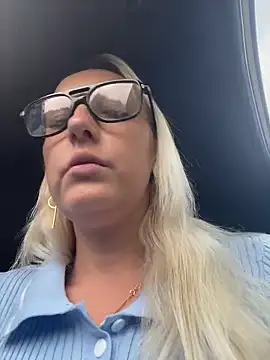 Chat XXX ao vivo de MerlinDave