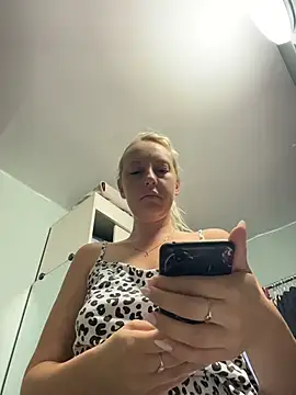 MerlinDave's Live XXX Chat