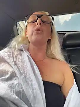 MerlinDave's Live XXX Chat