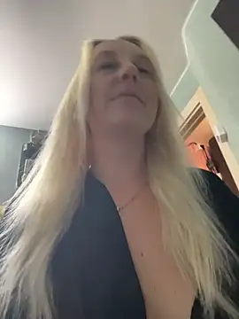 Chat XXX ao vivo de MerlinDave