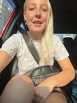 XXX chat uživo modela MerlinDave