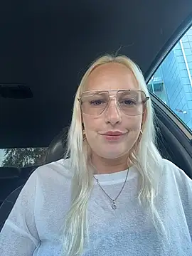 MerlinDave's Live XXX Chat