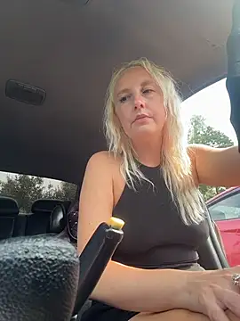 MerlinDave Show in webcam