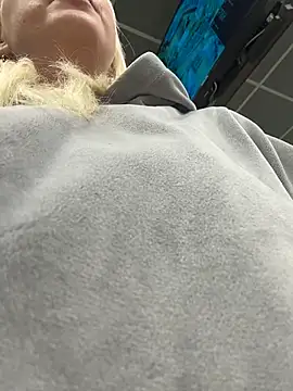 MerlinDave Live XXX-chat
