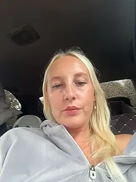 MerlinDave's Live Chat Room