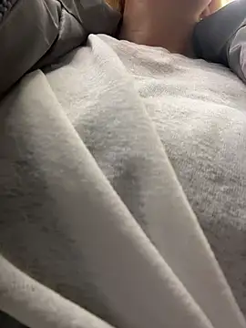 XXX chat uživo modela MerlinDave