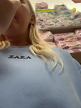 MerlinDaven Live XXX chat