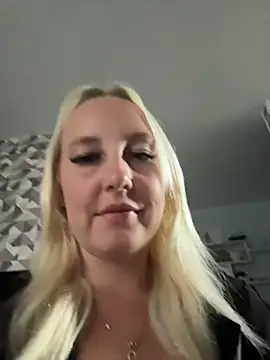 MerlinDave's Live XXX Chat