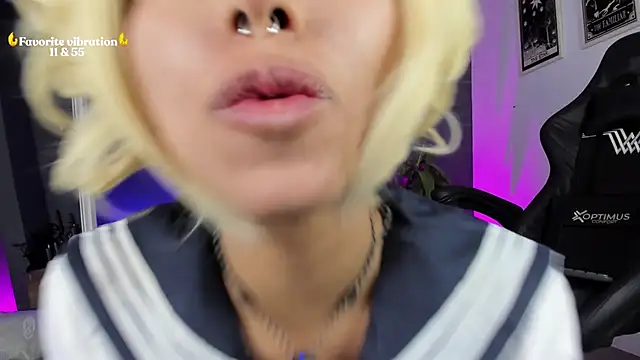 Raven_Witch_のウェブカメラショー