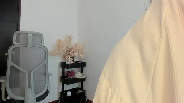 lauramcdowell1's Live XXX Chat