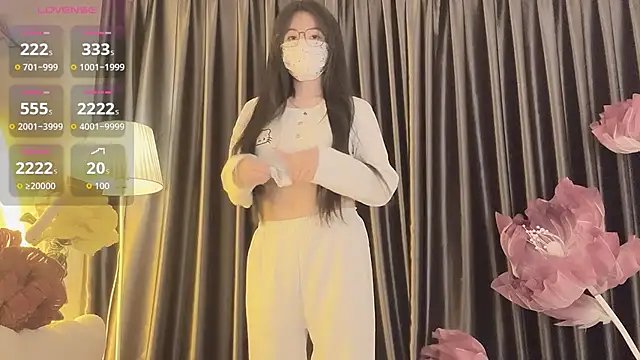 IvyMiss102 在線直播表演