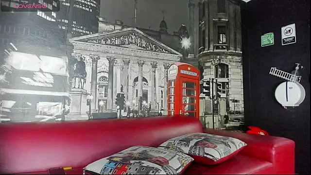 Pokazy przed kamerką – CloeRodriguez