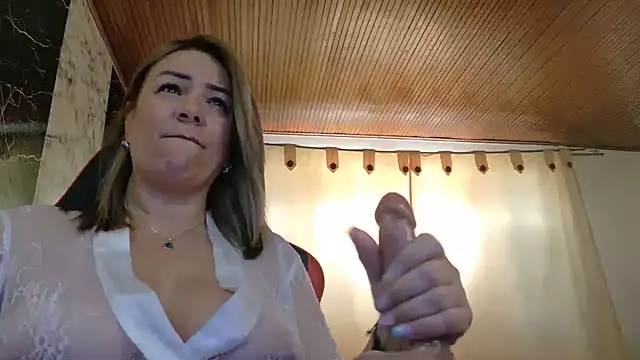 wandarubio's Live XXX Chat