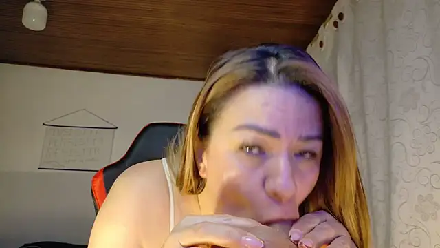 wandarubio's Live XXX Chat