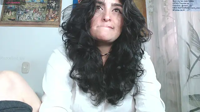 Marci_owo – Naživo XXX chat