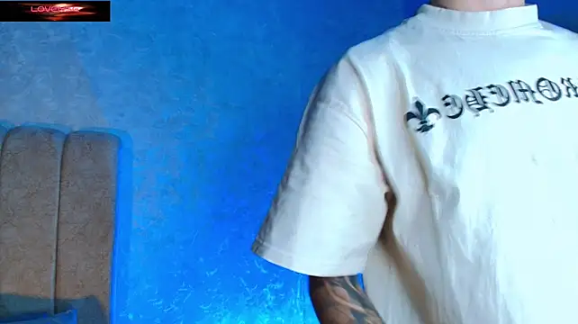 CodyWalkerR 网络视讯表演